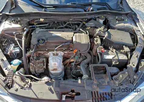 2017 Honda Accord Lx z USA, uszkodzony, nr VIN 1HGCR2F31HA303327